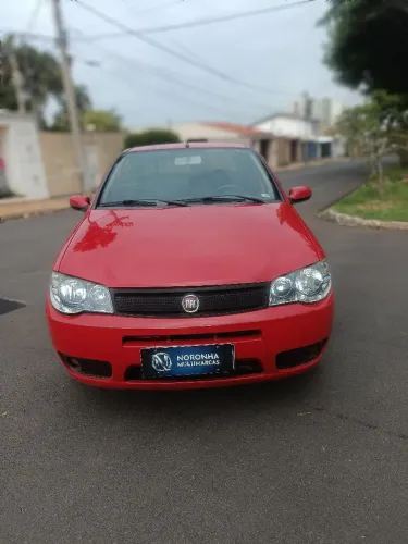 Fiat Siena Celebration 1.0 Fire Flex 8V 4P 2010