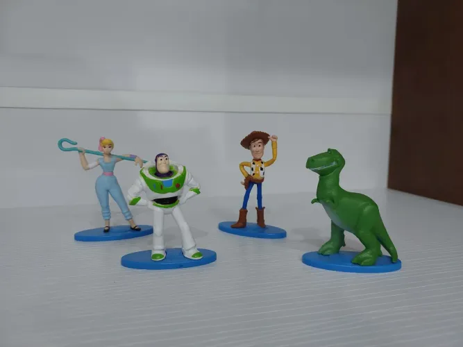 Lote miniaturas bonecos toy story