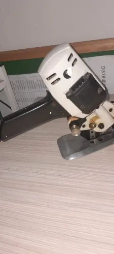 Máquina de cortar tecido SUN SPECIAL NOVA - Industrial