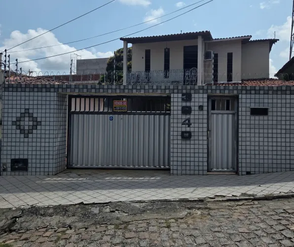 Casa à Venda Capim Macio