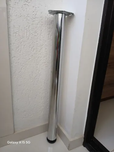 Pé metálico para mesa 76cm