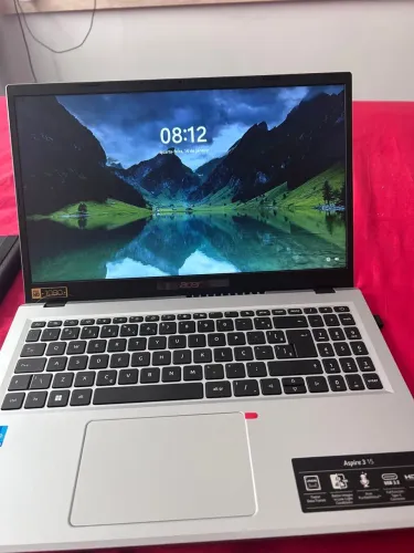 Vendo notebook Acer aspire 3 i3 11º Geração