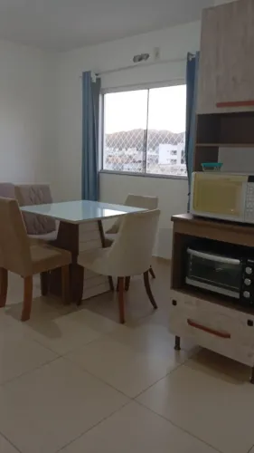 Aluga-se apto semimobiliado em Camboriú. Locação Anual!