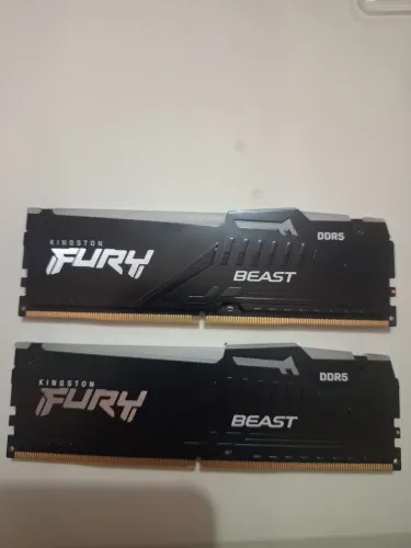 DDR5 16GB KINGSTON FURY BEAST RGB