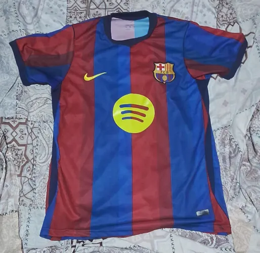 Camisa do Barcelona 26/27, Tamanho M
