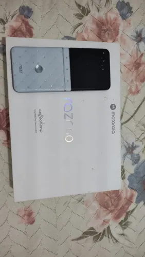 Motorola rarz luxuoso com 35 cristais Swarovski
