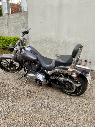 Harley Davidson breakout