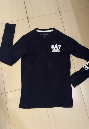 camisa de manga cumprida Aeropostale preta com detalhes