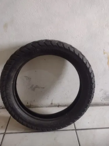 Pneu traseiro da Bros 150