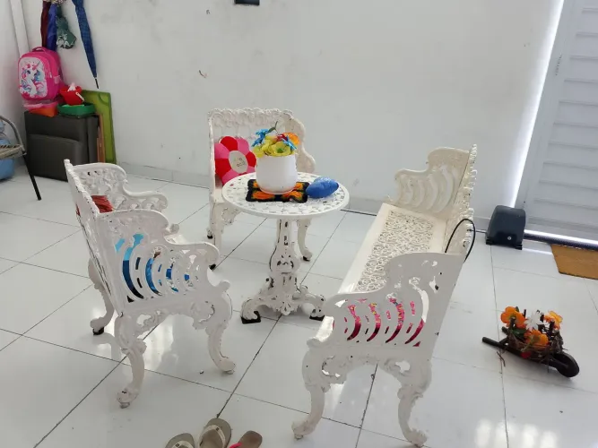 Vendo poltrona de ferro para varanda