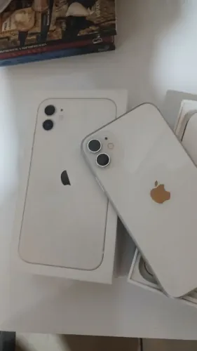IPHONE 11 - PEÇAS ORIGINAIS - BATERIA ESTRAGADA (nao está ligando)