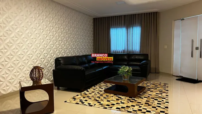 Casa de Condomínio 4 quartos para Venda! Charmosas, Espaçosa no Jockey Club! ACHOUUUU!