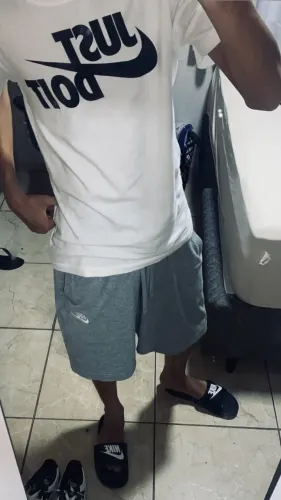 Short Nike club e camisa just do it