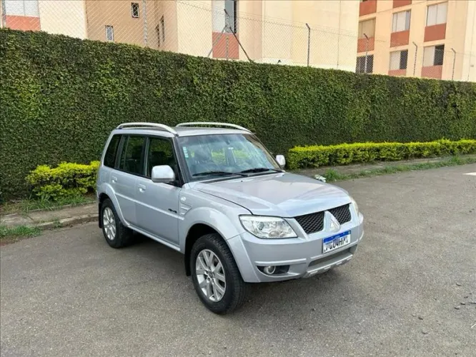 Mitsubishi Pajero TR4 2.0/ 2.0 Flex 16V 4X4 Aut. 2012