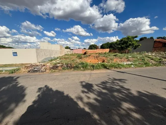 Terreno Lote Venda, Área Vendo Bairro Independência 412m², Aparecida de Goiânia