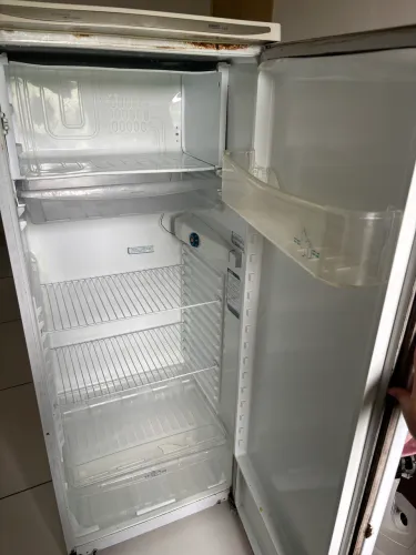 Geladeira Dako