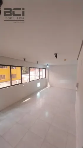 Sala Comercial no Derby Park Localização Estratégica para o Seu Negócio!