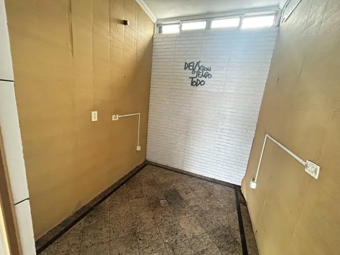 Loja com 0 quarto, Ocian, Praia Grande, Cod: 9597