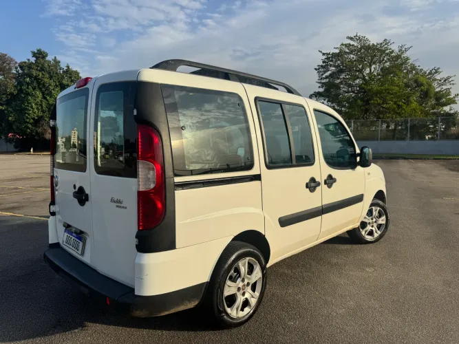 Fiat Doblo Essence 1.8 Flex 16V 5P 2021