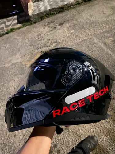 Capacete