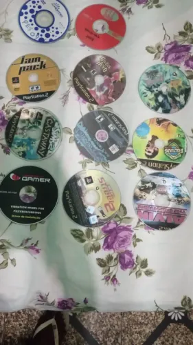 vendo essa coleçao de midia de play2