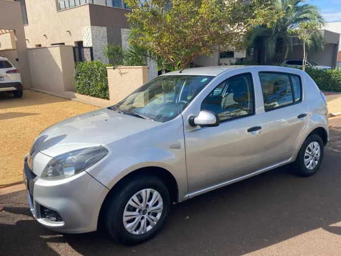 Renault Sandero Expression Hi-flex 1.0 16V 5P 2014