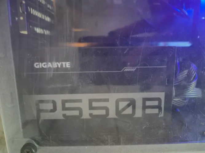 Fonte Gigabyte P550B 550w