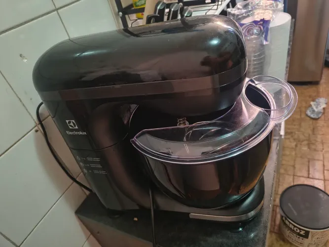 Batedeira Planetária Electrolux 750w Preta Experience Com Tigela 5l (EKM30)