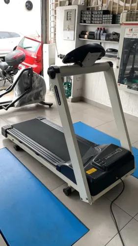Esteira profissional Movement 