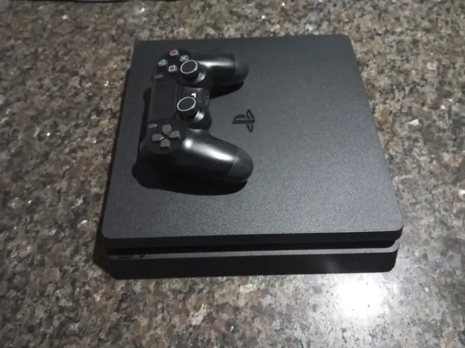 VENDO PS4 SLIM 1TB