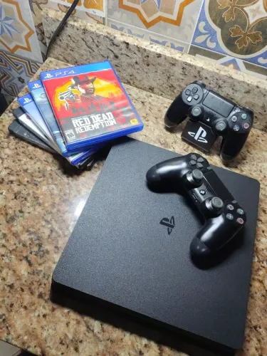 Play 4 slim 1TB
