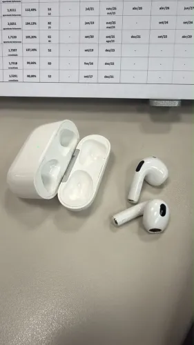 AirPods 3