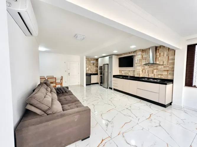 LOCAÇÃO ANUAL | APARTAMENTO REFORMADO
