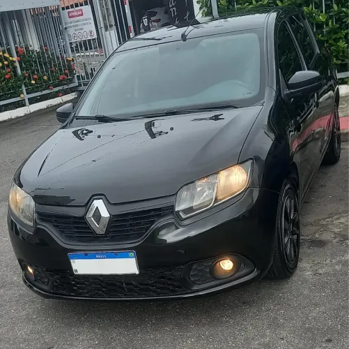 Alugo sandero para aplicativo  