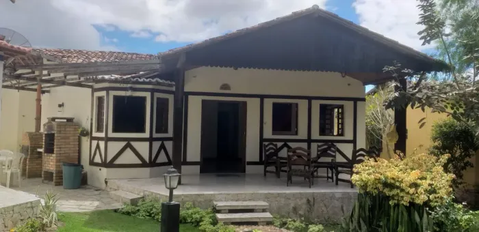 Casa de condomínio para venda tem 140 metros quadrados com 4 quartos em Porta Florada - Gr