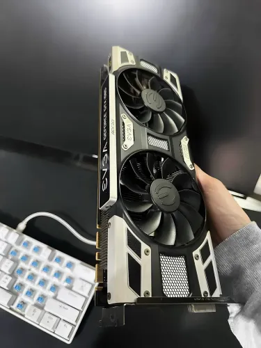 Placa de Vídeo EVGA GeForce GTX 1080 8GB GDDR5X - Excelente Estado