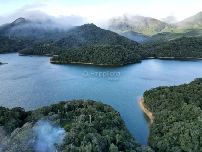 EXCLUSIVIDADE À BEIRA DA REPRESA CAPIVARI  24.200 m² EM CONDOMÍNIO FECHADO