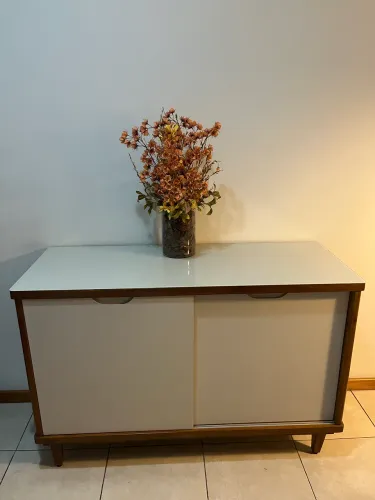 Buffet com 2 portas