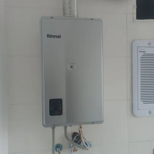 Aquecedor de água a gás rinai 32,5 litros