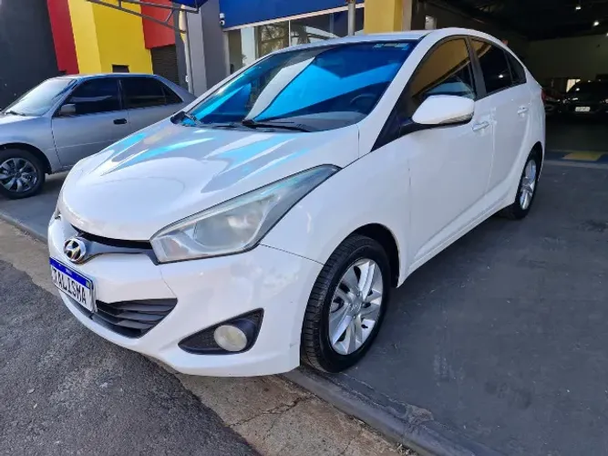 Hyundai HB20S Premium 1.6 Flex 16V Mec. 4P 2014
