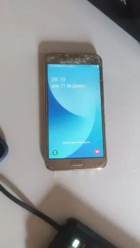 Samsung Galaxy J7 Neo