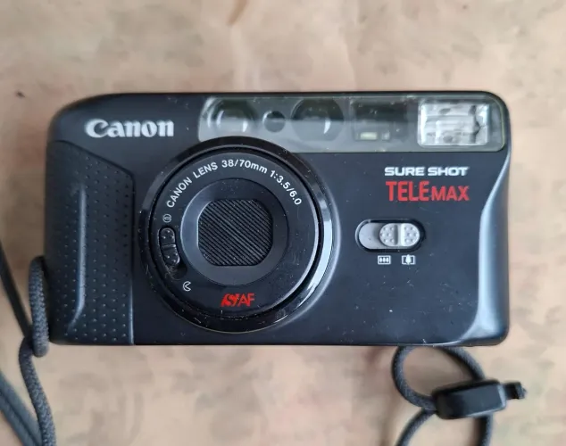 Câmera analógica Cânon Sure Shot sem teste