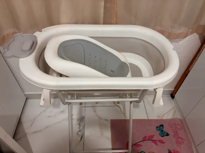 Banheira com suporte e assento redutor pipdip