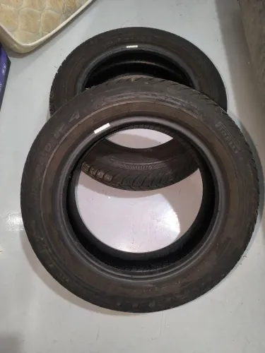 Par de Pneu PIRELLI CINTURADO P4. 175/65 R15 praticamente sem uso