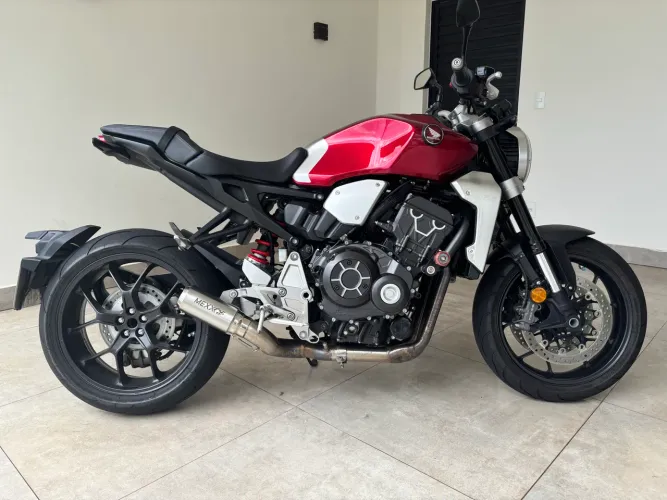 CB 1000r