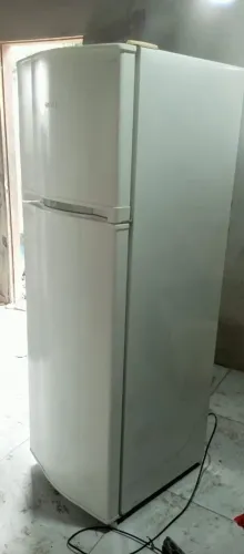 ?Vendoo ótima geladeira Consul Frost Free 380l toda revisada com garantia?