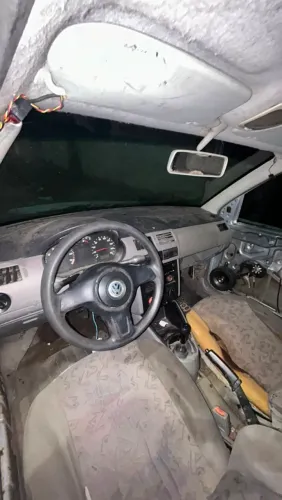 Volkswagen Gol Geração III Plus 1.0 MI 16V Gasolina Mec. 2P 2001