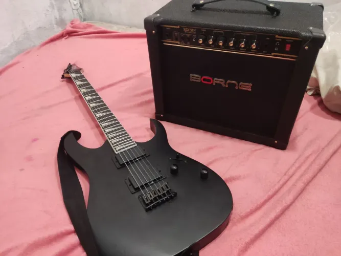 GUITAR Ibanez grg121dx+Amplificador Vorax