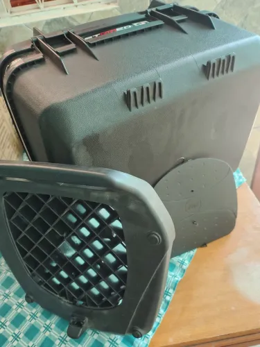 Vendo Baú de moto 100,00