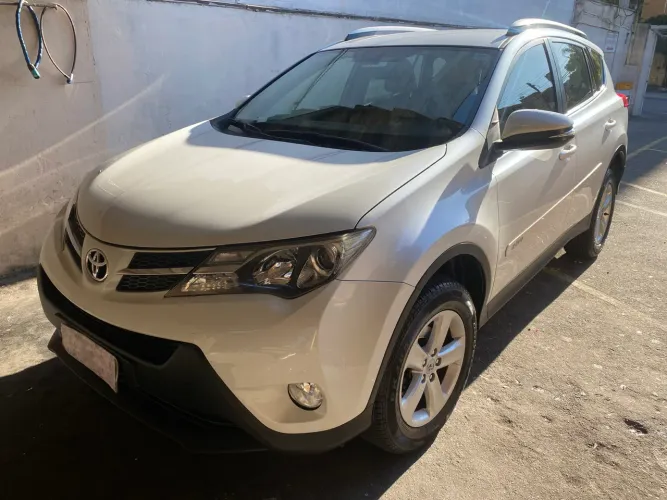 Toyota RAV4 2.0 4X2 16V Aut. 2014
